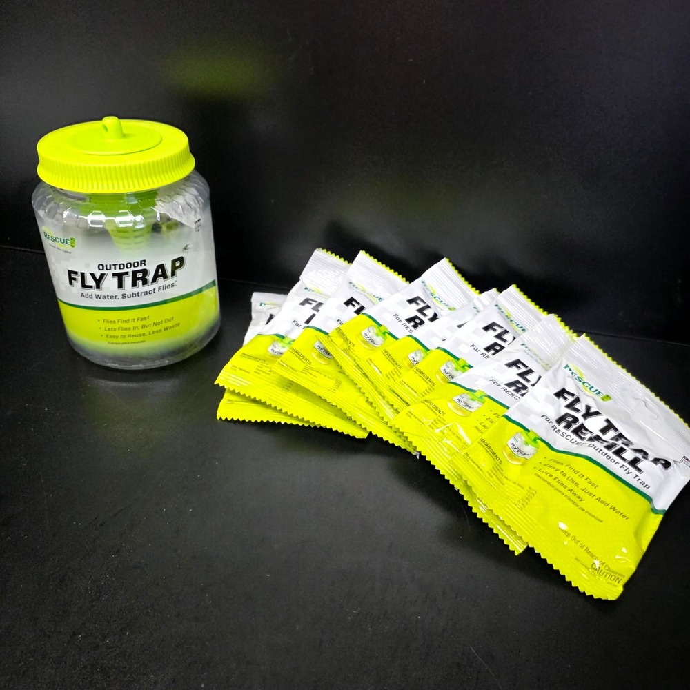 Rescue Outdoor Fly Trap Bundle with 8 Refills Green Yellow Pest Control 8391